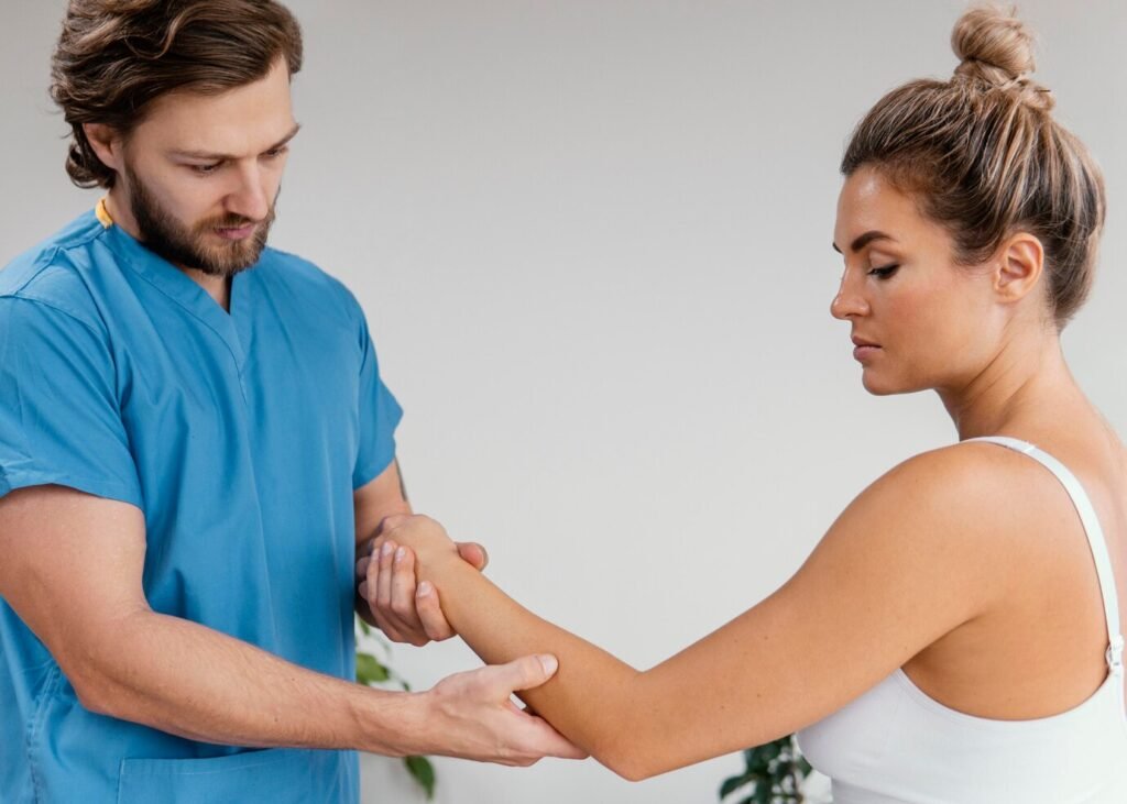 Elbow Conditions Treatment in India